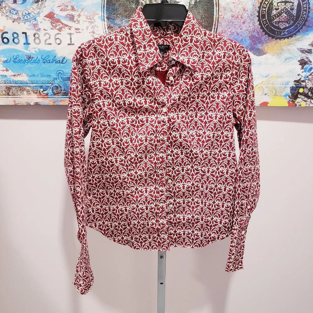 Talbots Stretch Filigree Button Up Shirt